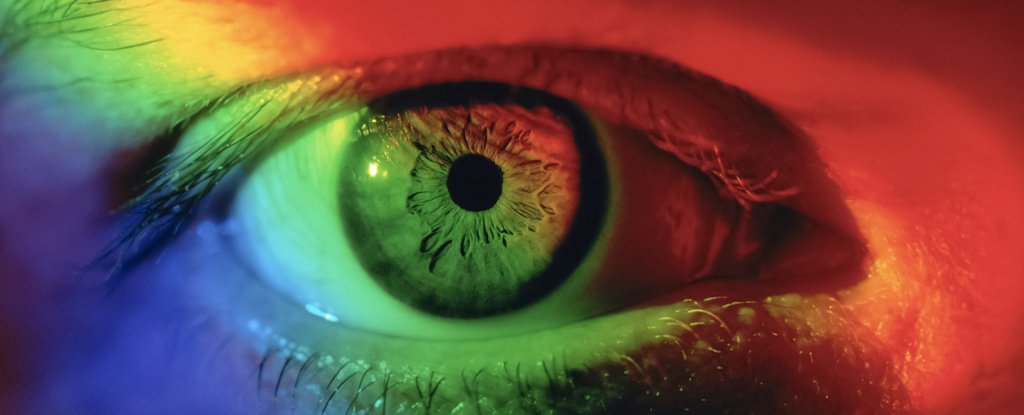 Terapia experimental injetada em um olho melhora inesperadamente a visão no outro